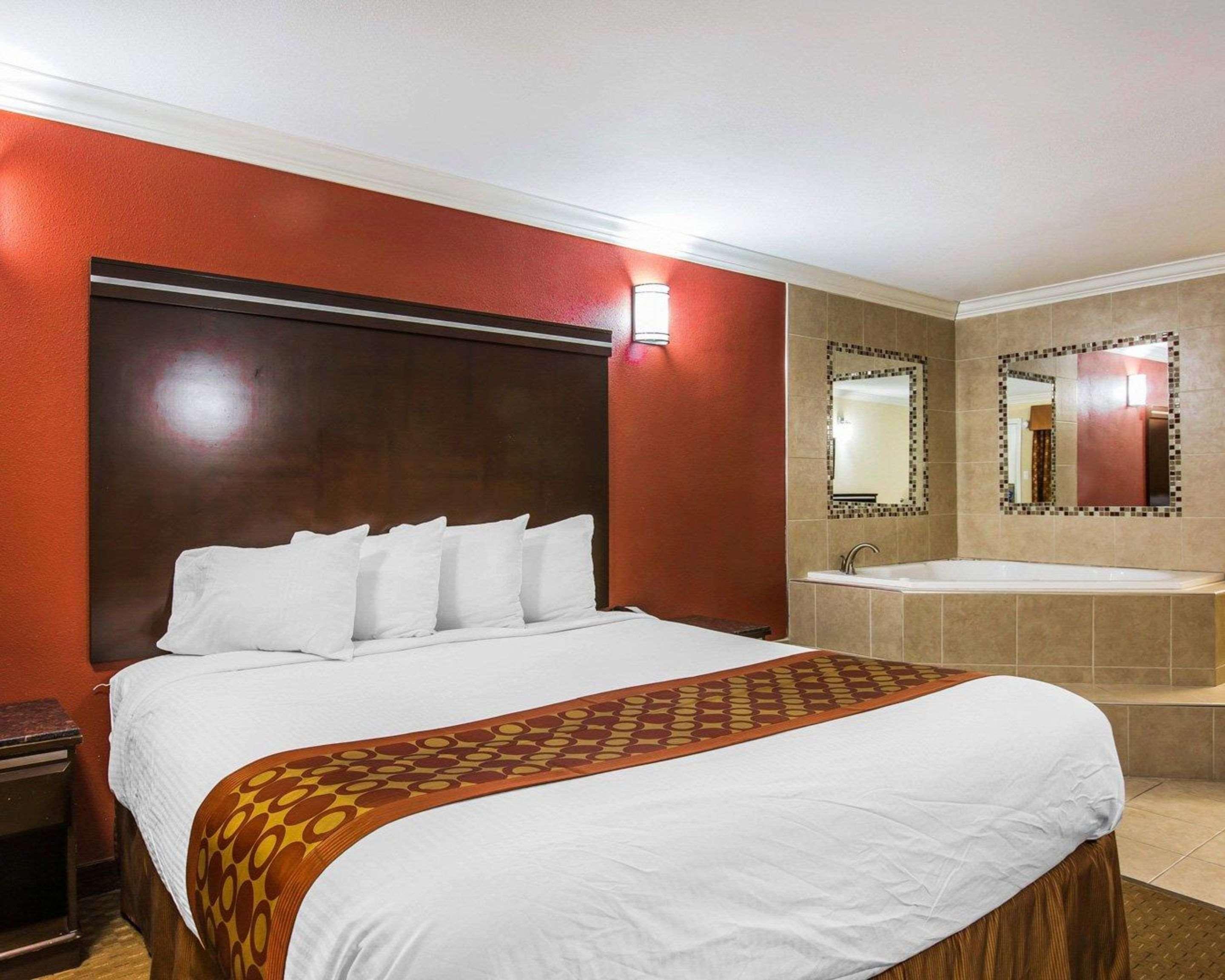 Rodeway Inn & Suites Corona Kültér fotó