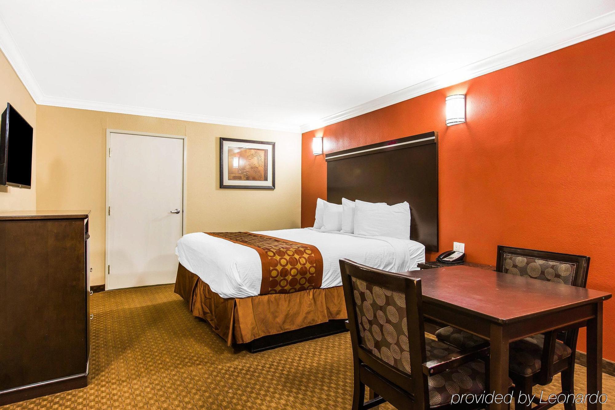 Rodeway Inn & Suites Corona Kültér fotó